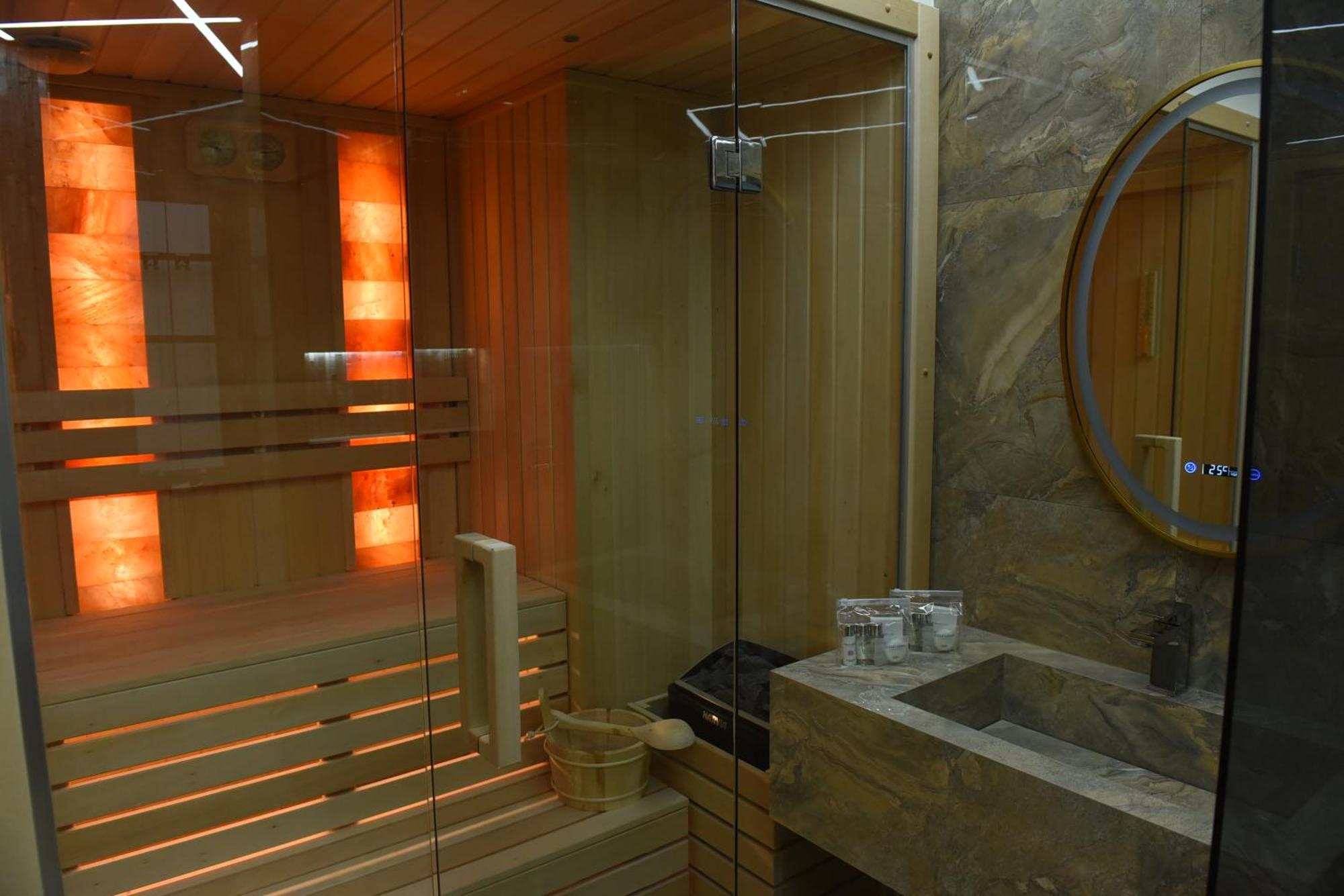 Premium Lux Cacak